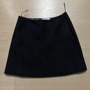 PradaOutlet Tweed Miniskirt - Black - Size 6